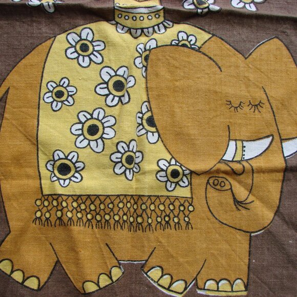 Vintage 70s Linen Kitchen Tea Towel Elephant Flowers Hand Printed - Picture 7 of 9